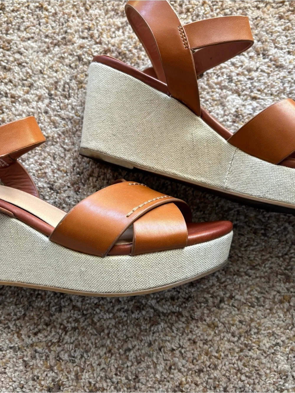 LOFT stylish cross